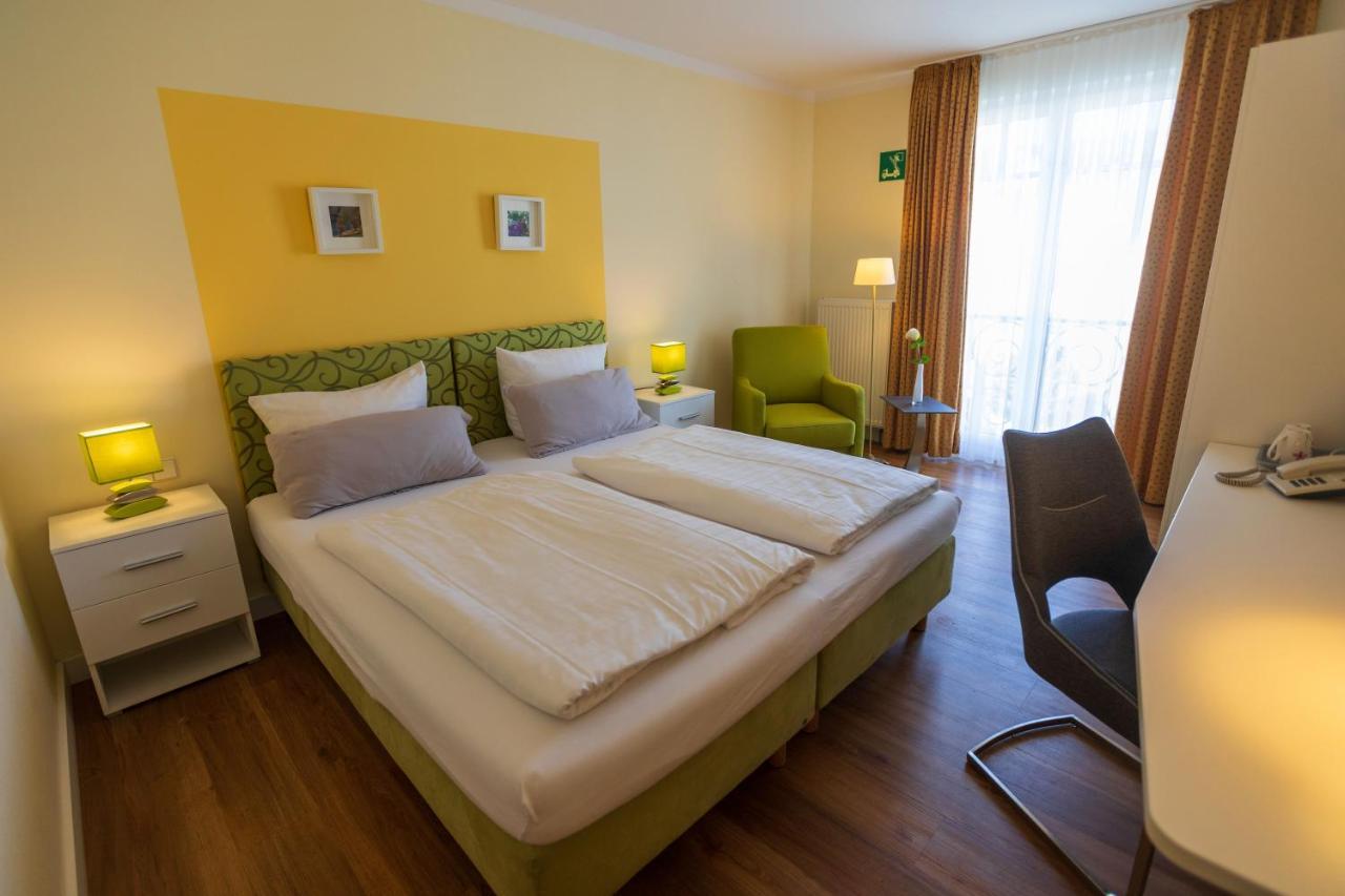 Landhotel Gillenfelder Hof Zewnętrze zdjęcie