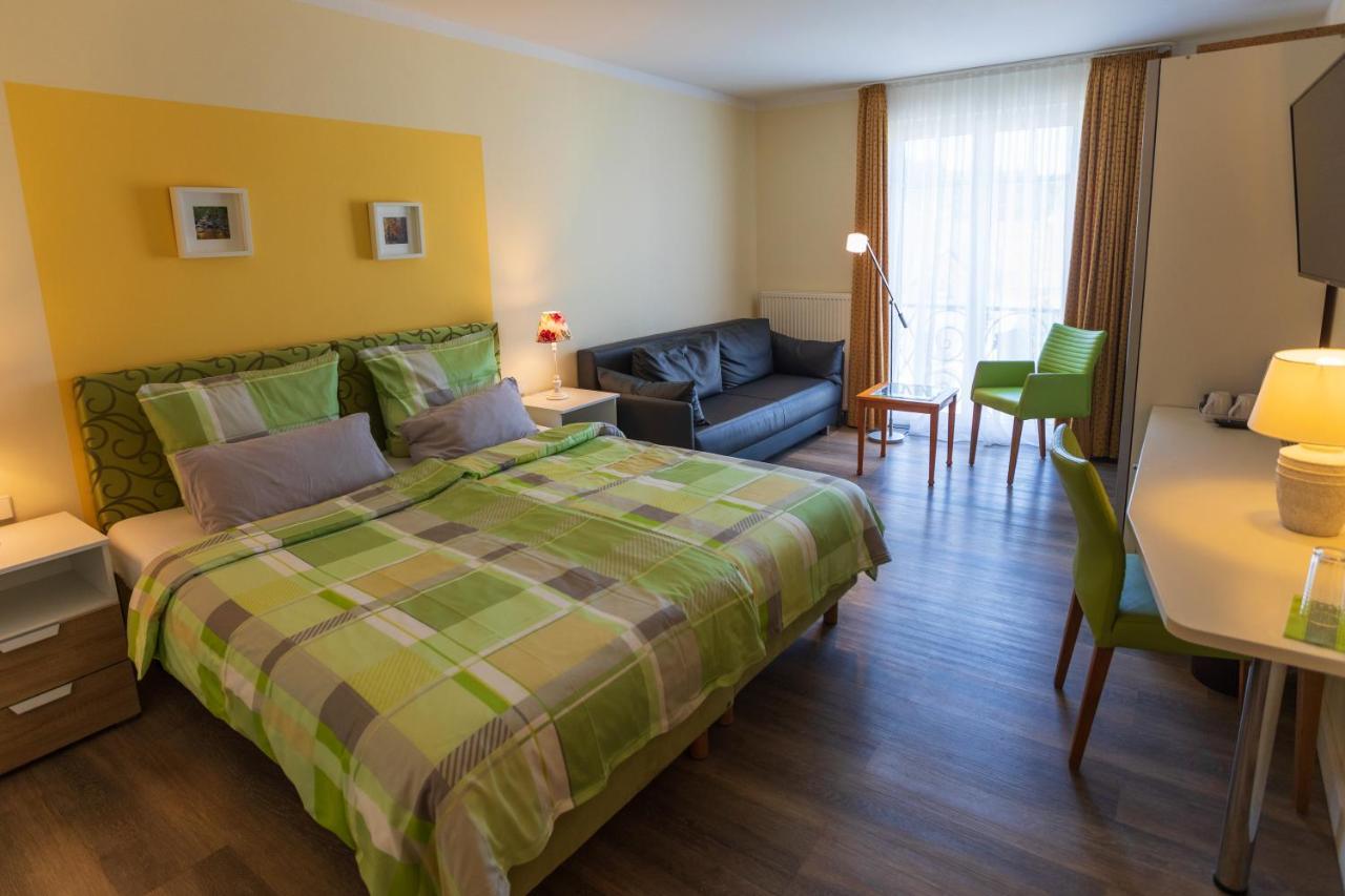 Landhotel Gillenfelder Hof Zewnętrze zdjęcie